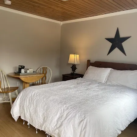 Crows Nest Inn Saint Anthony Room photo