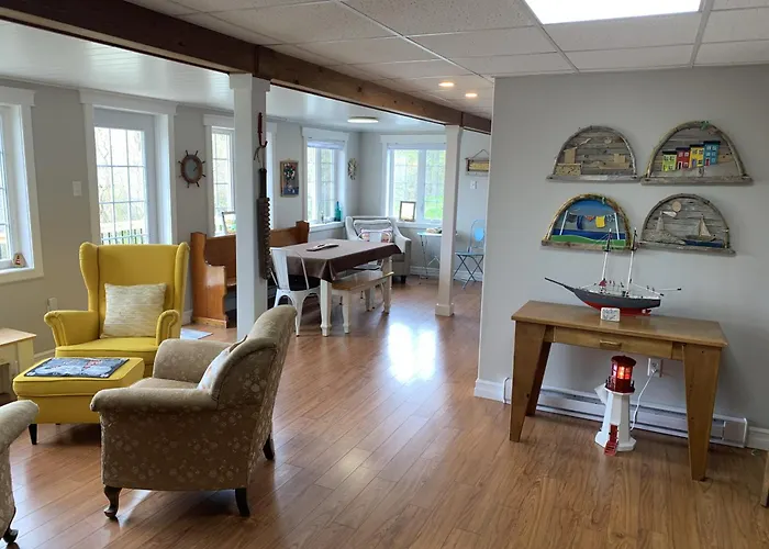 Crows Nest Inn